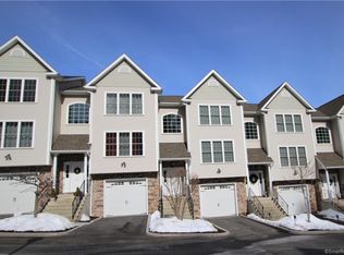 23 Oak Branch Dr #23, Brookfield, CT 06804