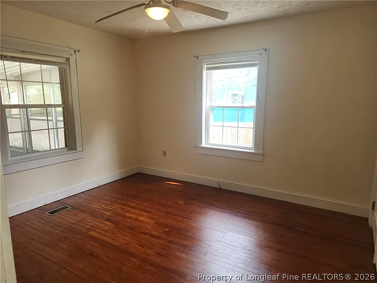 227 Pinecrest Dr — Photo 8