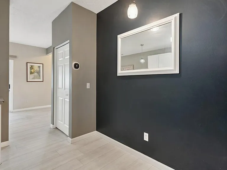 17610 Hackberry Ct — Photo 21