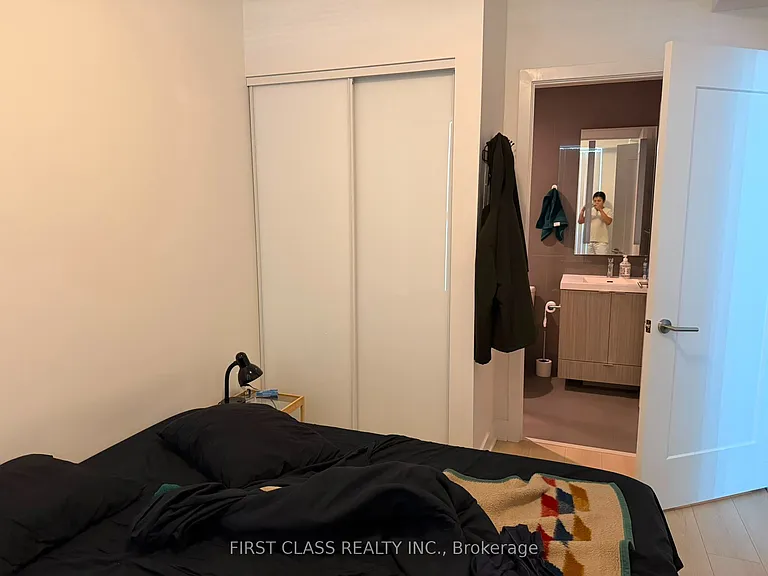 575 Bloor St E #2510 — Photo 6