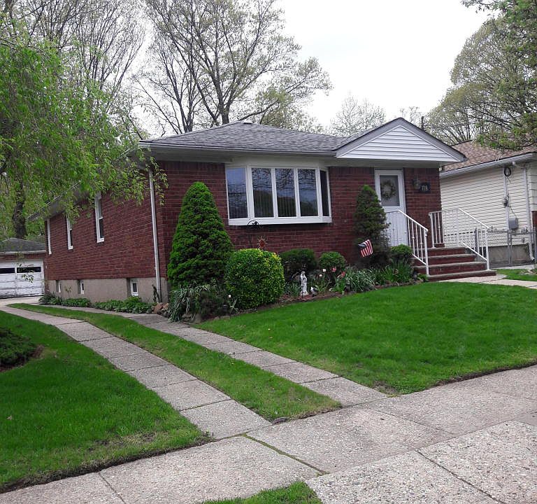 1st image of 118 Peter Ave