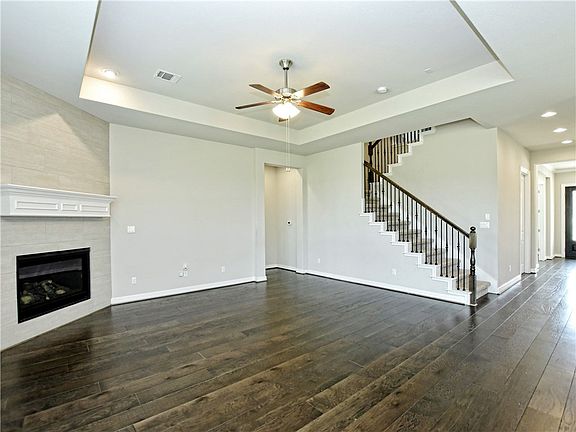 5th image of 311 Montalcino Blvd