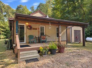 2060 Deer Creek Rd, Linden, TN 37096