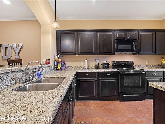 4th image of 112 Kimber Ln #7062988