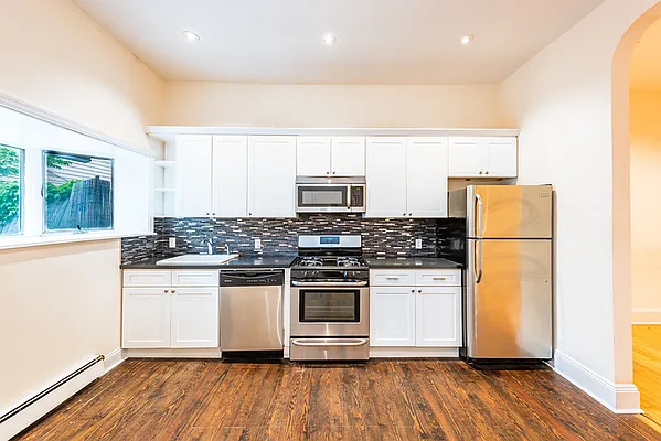 Rented by Corcoran | media 2