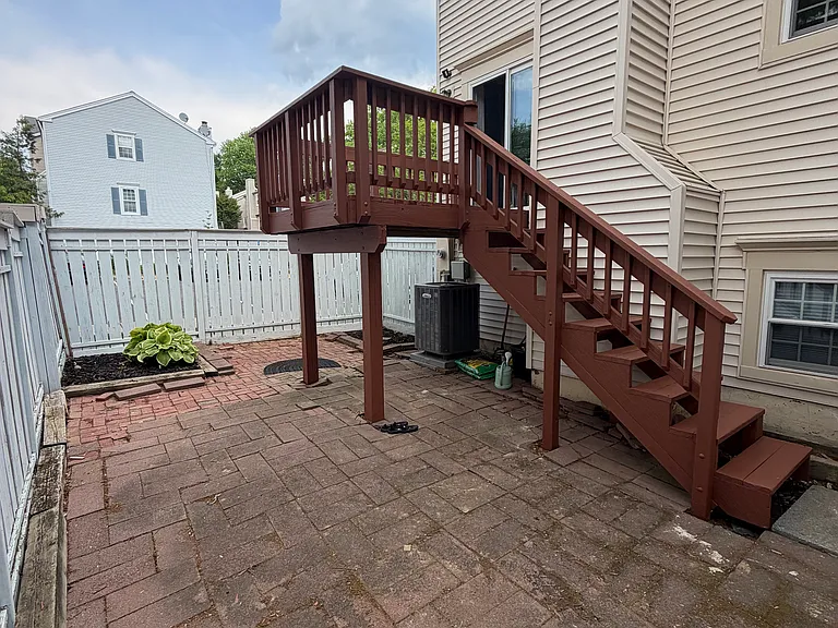 2376 Hunters Square Ct — Photo 14