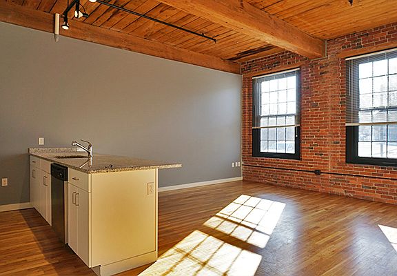 3rd image of 120 Water St APT 3009