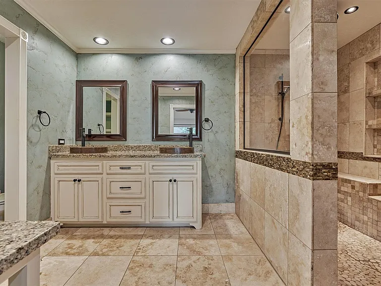 30 Cottage Grove Pl — Photo 27