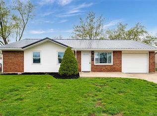 1242 Frayne Dr, New Carlisle, OH