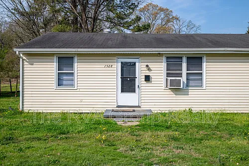1528 Lincoln St Photo 1