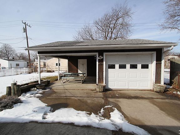 3rd image of 511 John Rolfe Dr