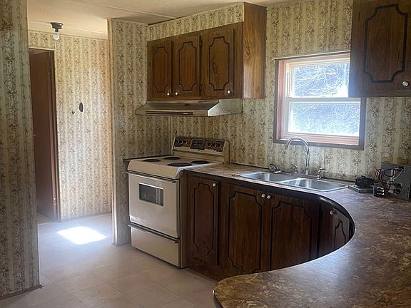 2nd image of 189 Highland Rd