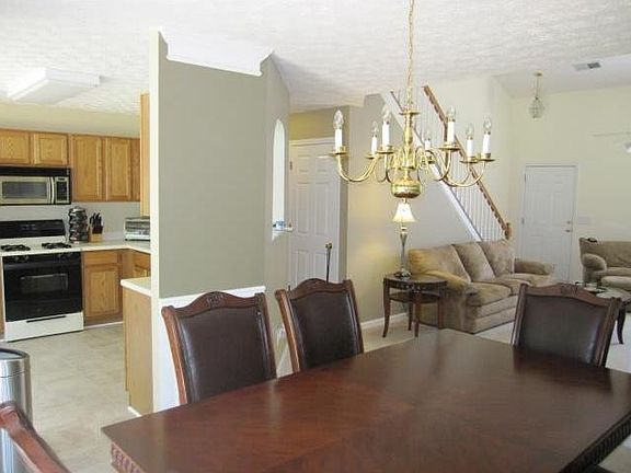 5th image of 171 Weatherstone Dr