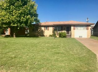 1315 N Thomas St, Altus, OK 73521