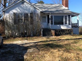 94 S Dale St, Spruce Pine, NC 28777