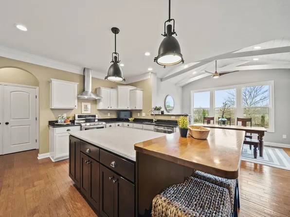 764 Saffron Dr, Sunbury, OH 43074