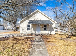 727 S Broad St, Mooresville, NC 28115