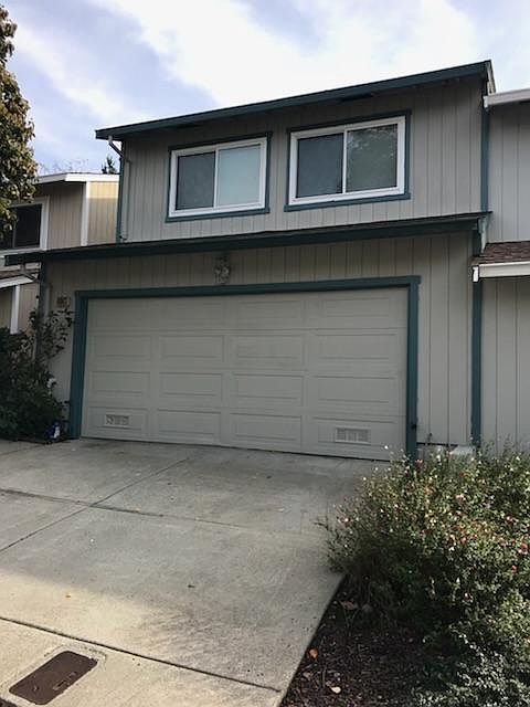 1st image of 4847 Starflower Dr