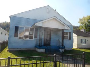 3231 Chase St, Huntington, WV 25704