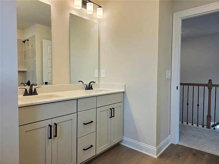 3158 Sweet Red Cir — Photo 25