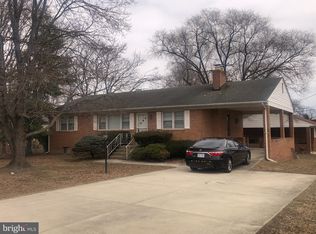 6100 Parkview Ln, Clinton, MD 20735