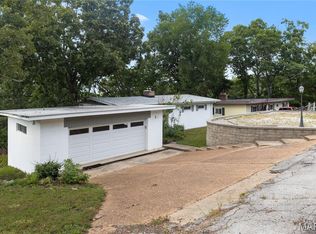 8449 Ridge Rd, Cedar Hill, MO 63016