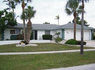 812 Saturn Ct, Marco Island, FL 34145