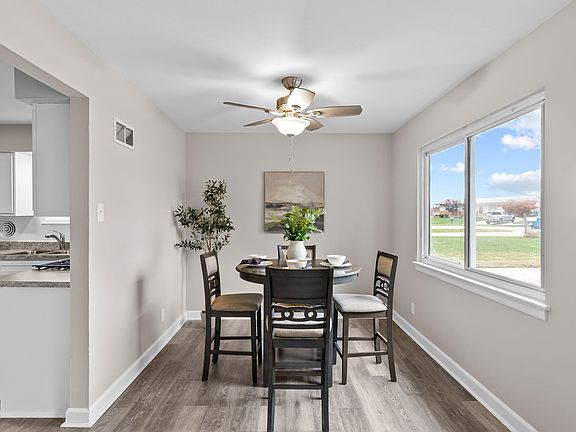 4th image of 10635 Thayer Dr