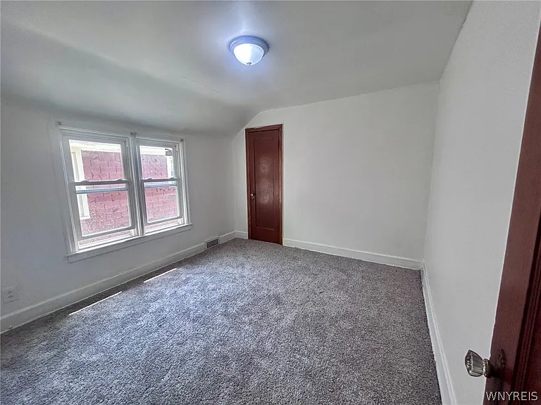 2405 Grand Ave #UPPER — Photo 8