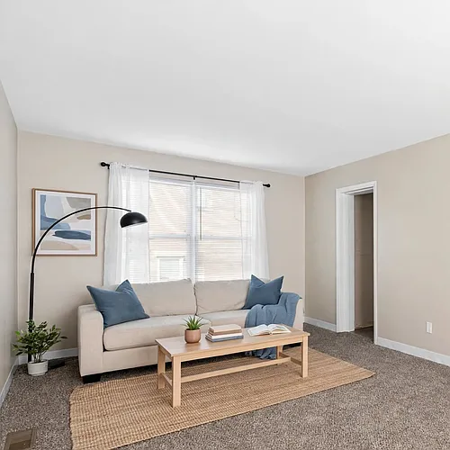 Floor plan 3-Bed Townhomes