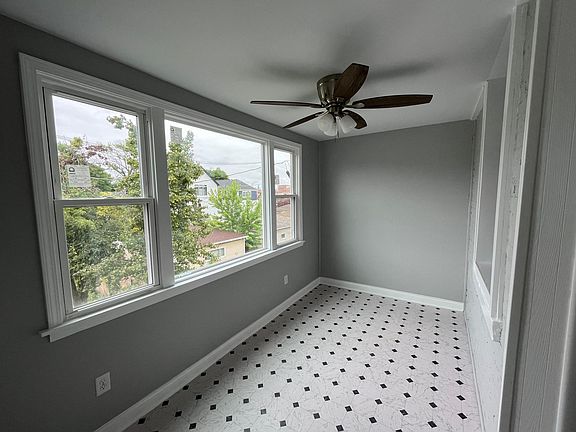 4th image of 3623 N Drake Ave Unit 2