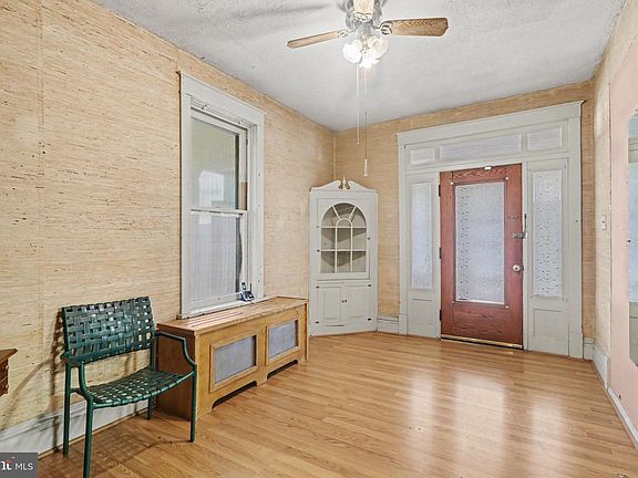 5th image of 2120 Walnut St
