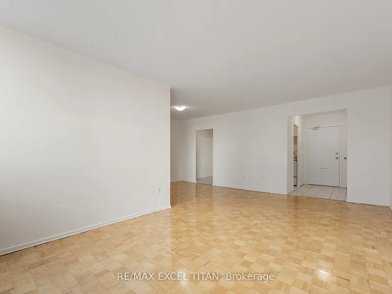 1385 Midland Ave #611 — Photo 5