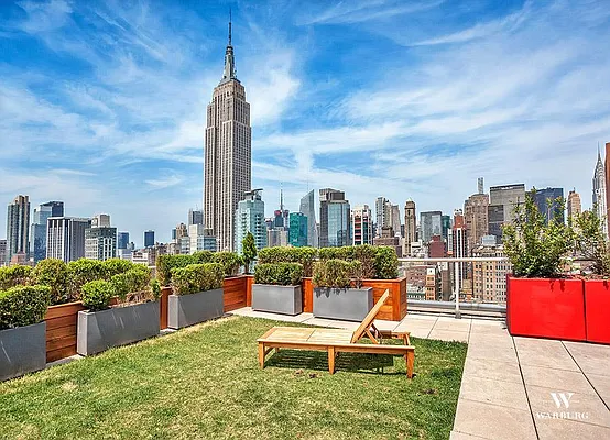 Rented by Warburg | media 8