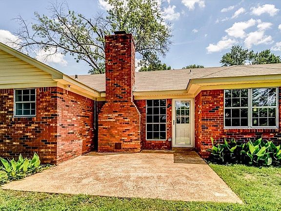 5th image of 5548 Montpelier Dr