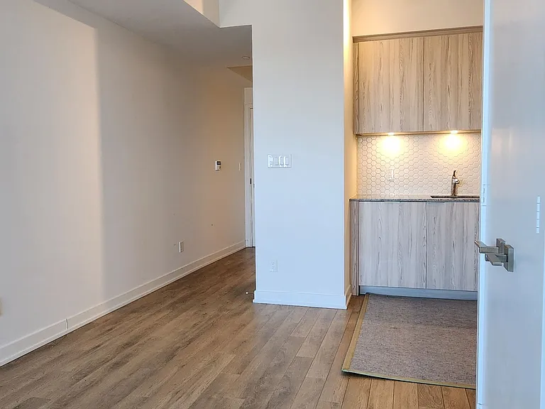 50 Ordnance St #2008 — Photo 13
