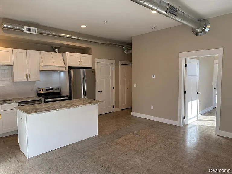 23742 Greater Mack Ave — Photo 4