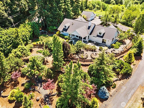 2nd image of 109 Shorey View Lane