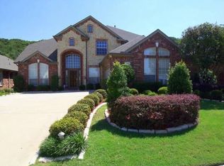 2107 Twelve Oaks Ct, Arlington, TX 76012