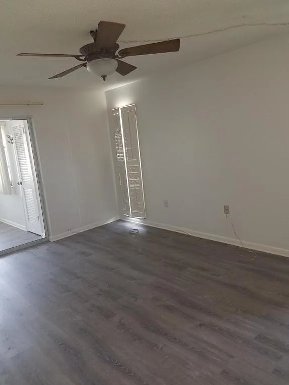 4854 Marine Pkwy, unit 103 — Photo 4