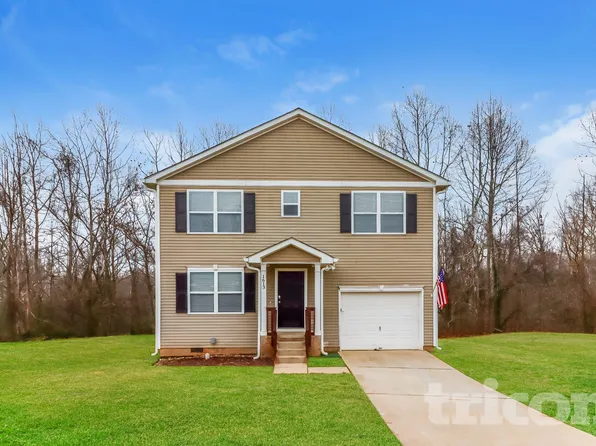 1613 Brookgreen Ave, Statesville, NC 28677