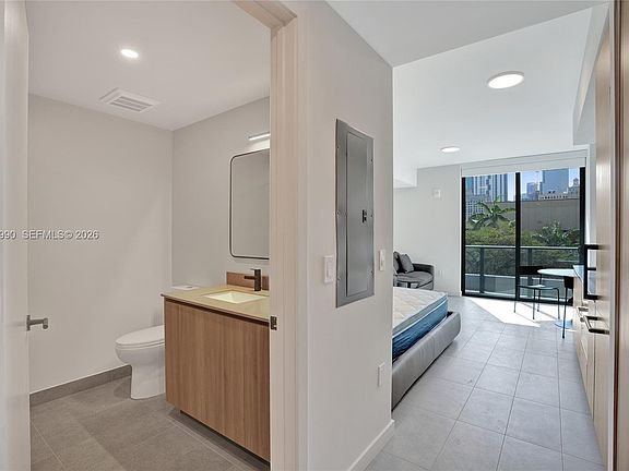 3rd image of 121 NE 5th St #401B