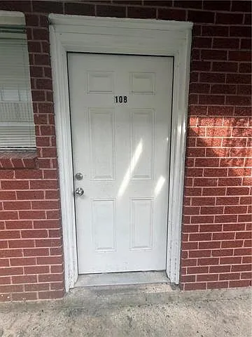 709 N Robertson St #108 — Photo 1