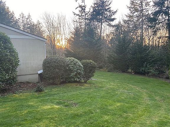 4th image of 7204 87th Ave NW #B