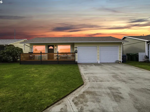 1237 Quinn Rd, Woodburn, OR 97071