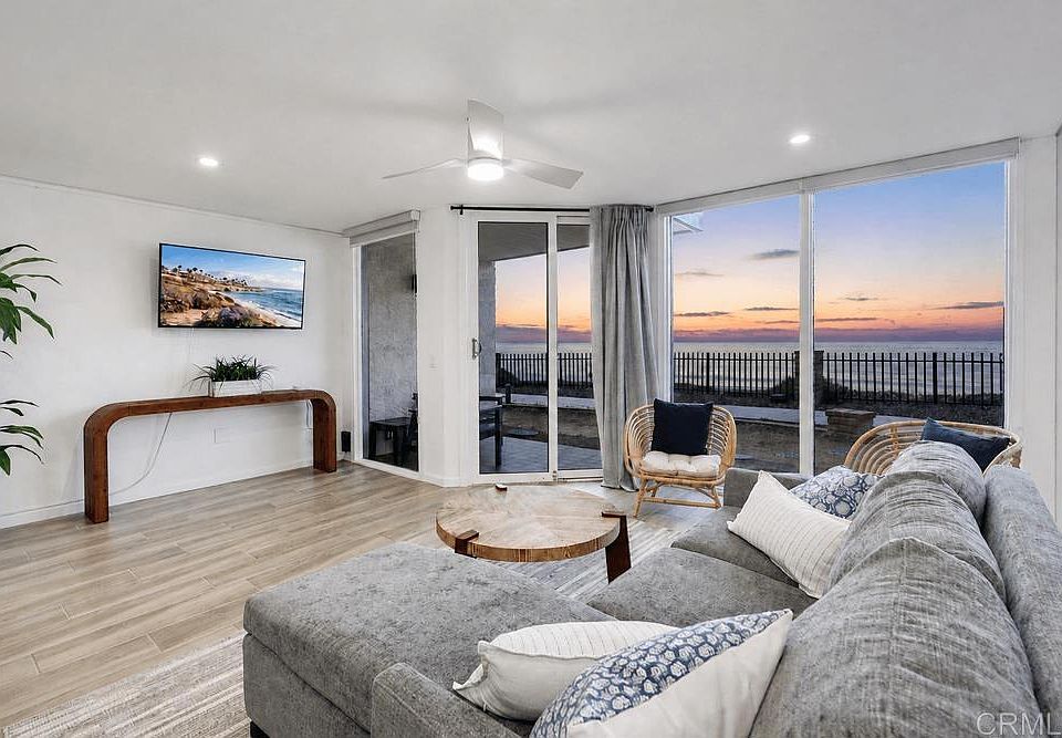 1st image of 190 Del Mar Shores Ter Unit 7