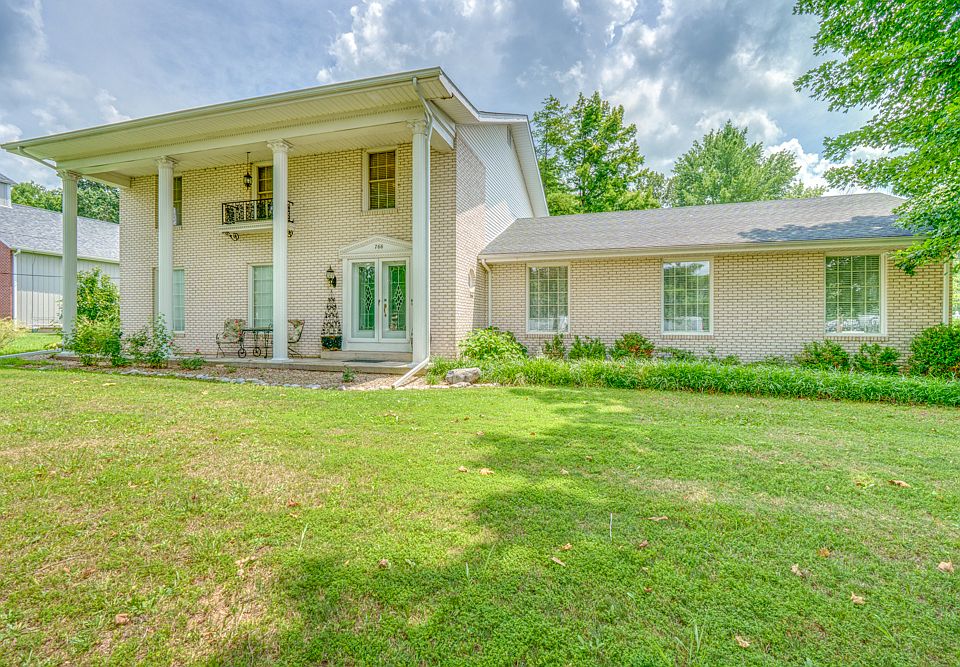 1st image of 766 Fairfield Rd