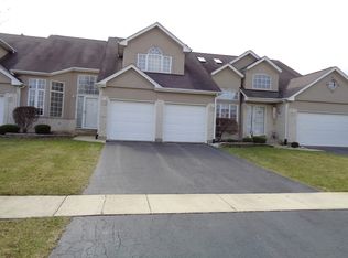 1027 W Birch Ln, Romeoville, IL 60446