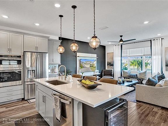5th image of 1081 Veleiros Blvd