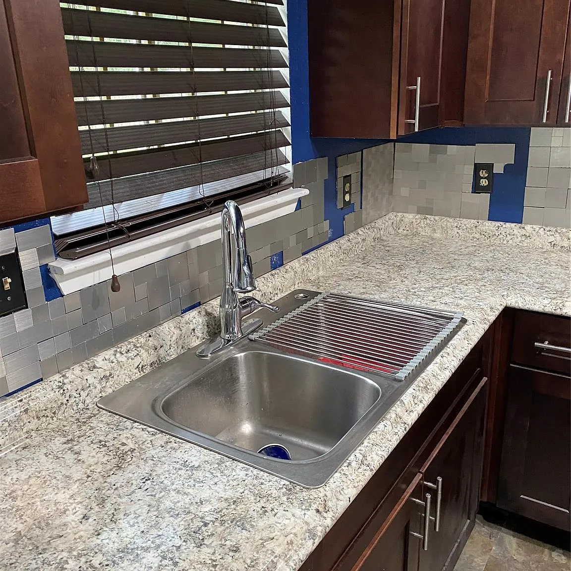 3 bed, 2.0 bath, 1240 sqft, $1,800 — Photo 3